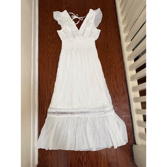 Dresses & Skirts - White Boho Smocked Maxi Dress V-Neck Flutter Sleeve Crochet Lace Trim small